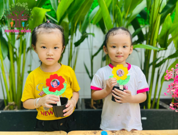 Lớp Strawberry - Trải Nghiệm Bé Gieo Hạt Mầm