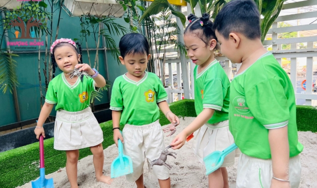 Lớp Orange - Truy Tìm Các Con Vật Trong Cát