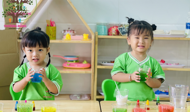 Lớp Honey - Khám Phá Khoa Học: Đá Bào Sắc Màu